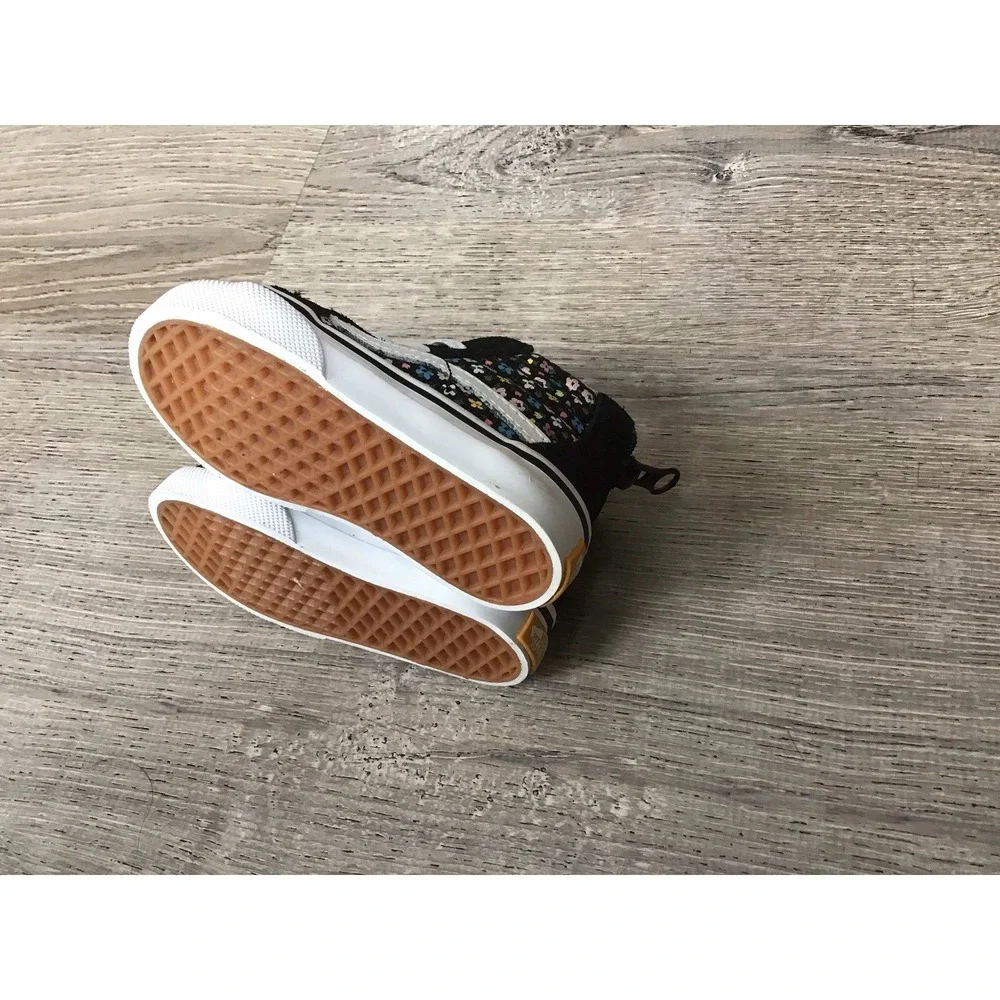 Vans Sk8-Hi Zip Ditsy Floral Black/Multi Toddler Size 4 Sneakers Zip Back